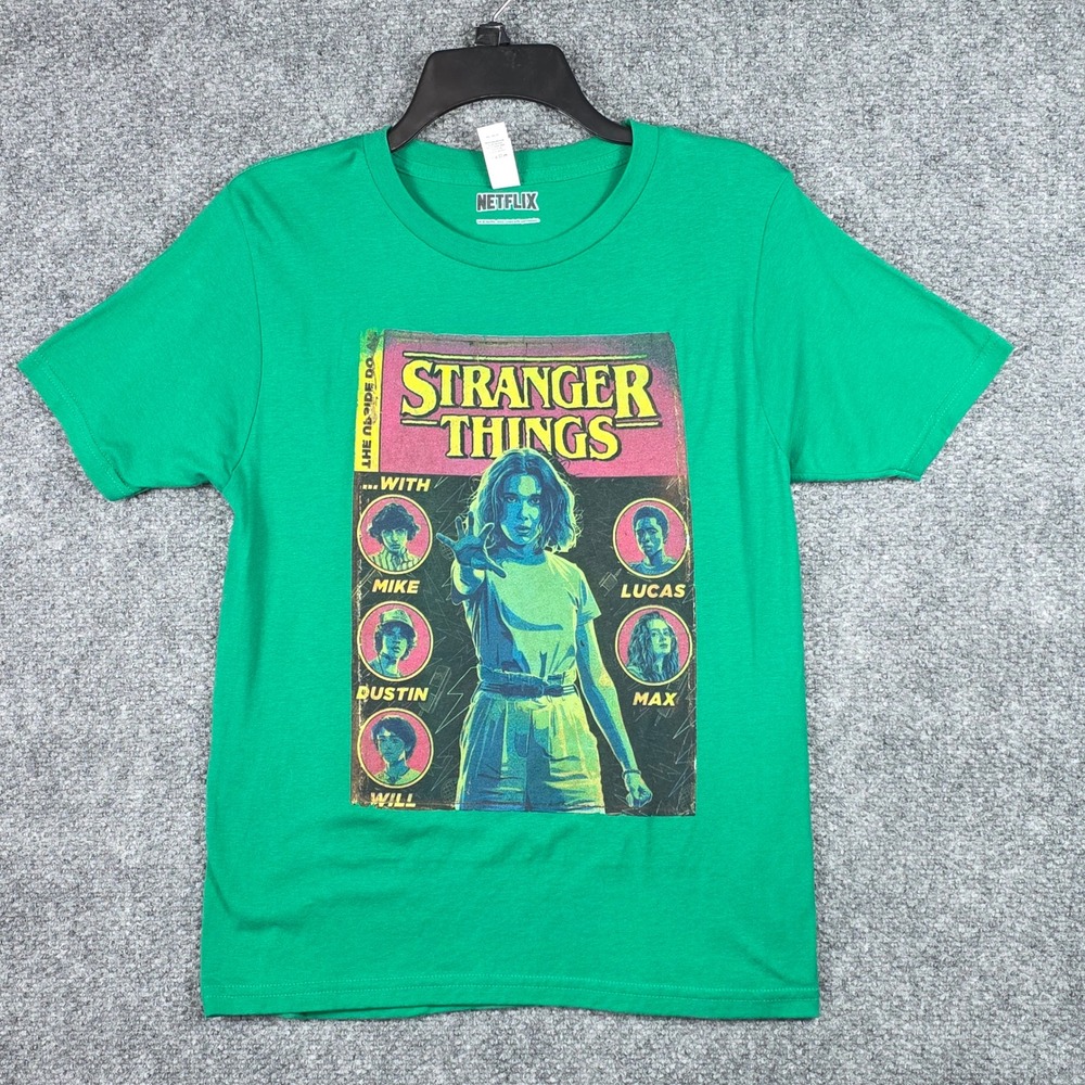 Netflix Unisex L T-Shirt Green Stranger Things 2022 Main Cast Graphic Print